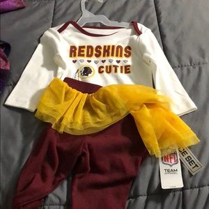 Girls NFL Redskin Set